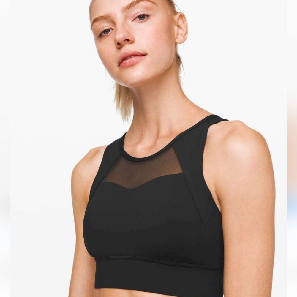 Lululemon Breathe It In Sports Bra Adjusting Hook Eye Fastener At Back 6
